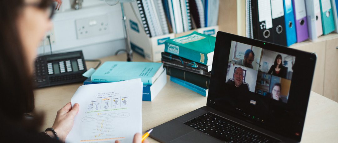 A' teagasg air loidhne