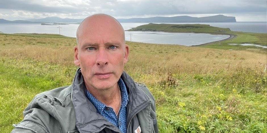 DLP Eadar-theangachadh Gàidhlig-Banner Iain Mac a' Phearsain